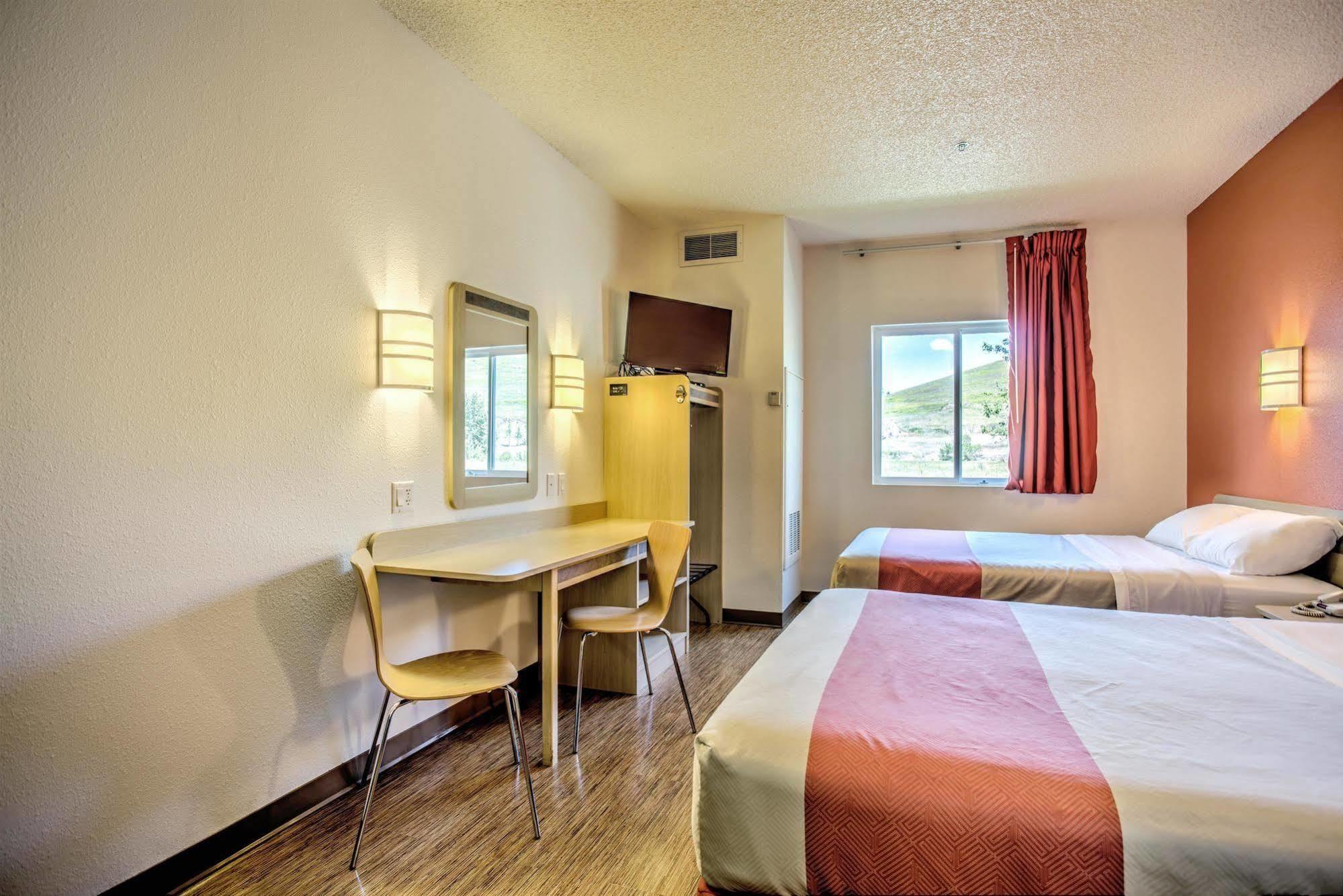Hotel 6-missoula, Mt 4*