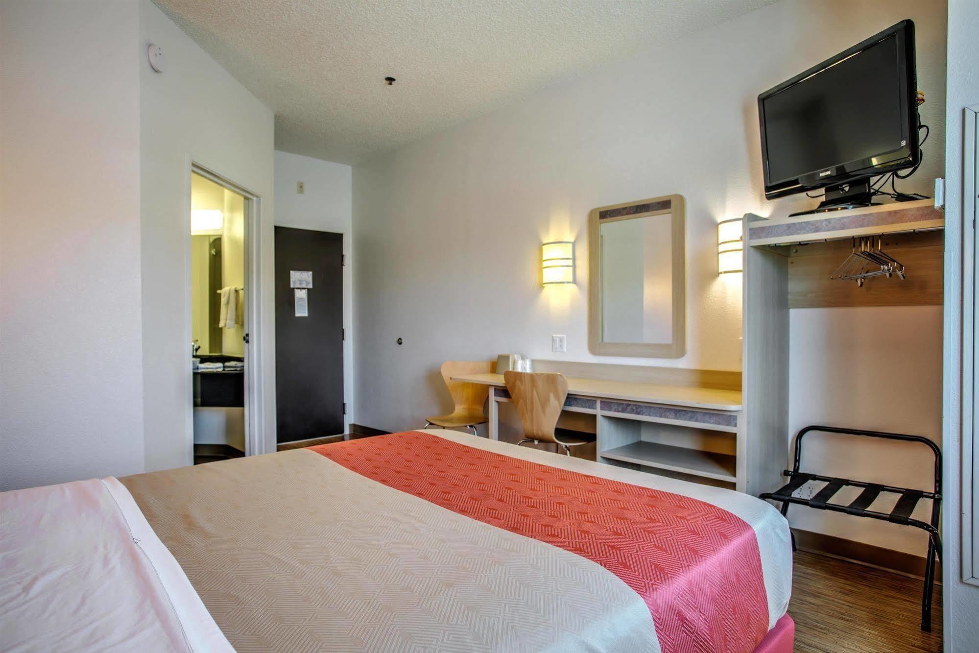 Hotel 6-missoula, Mt Missoula