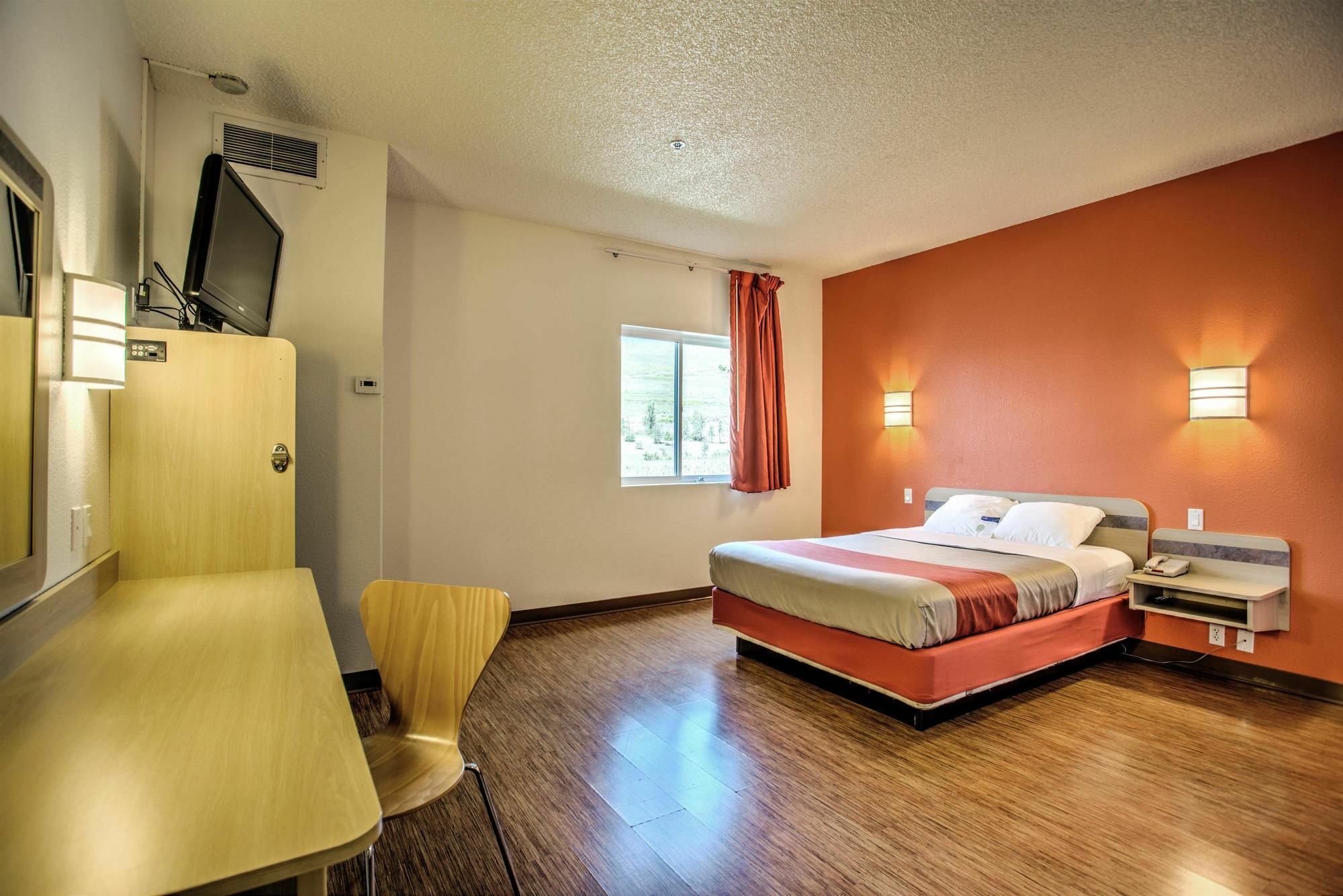 6-missoula, Mt 4*